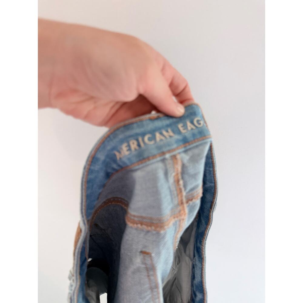 American Eagle patchwork light wash denim mom sho… - image 9